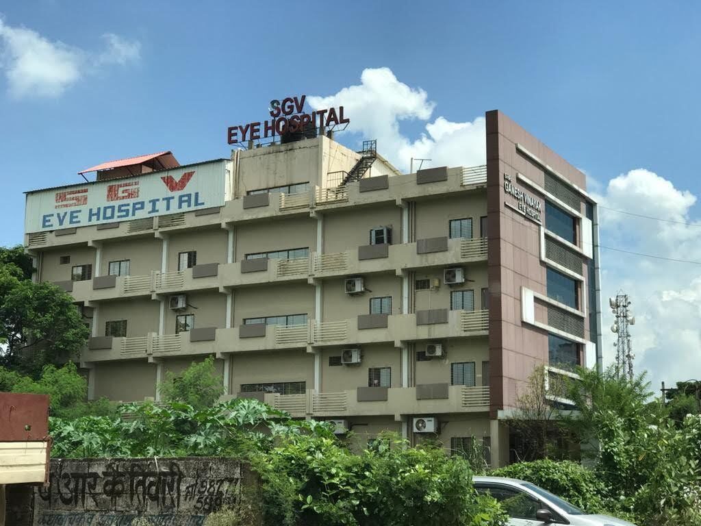 Facial and periocular treatment planning consultation